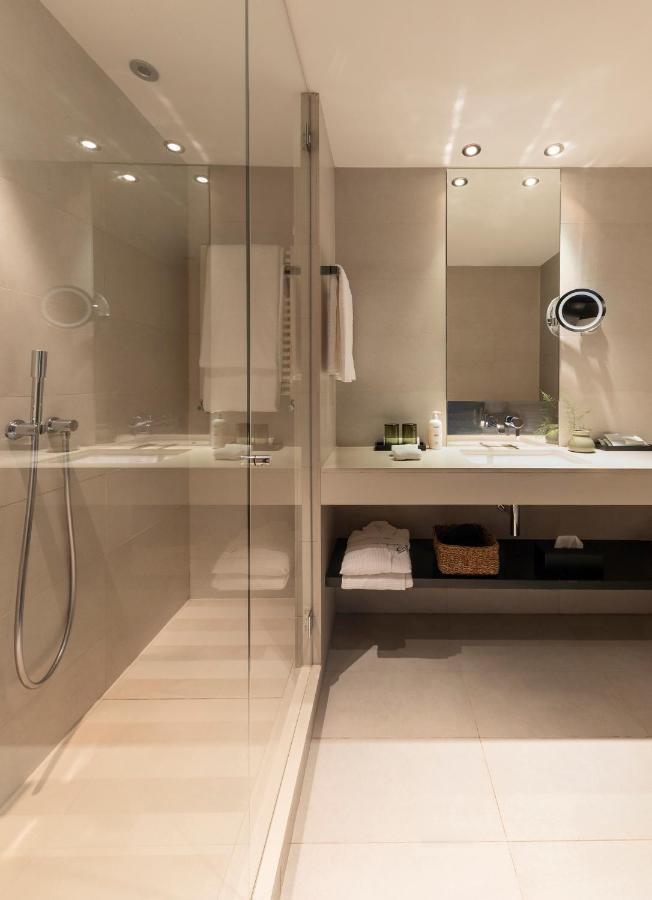 Hotel Casa Sagnier Barcelona Exterior foto Bathroom